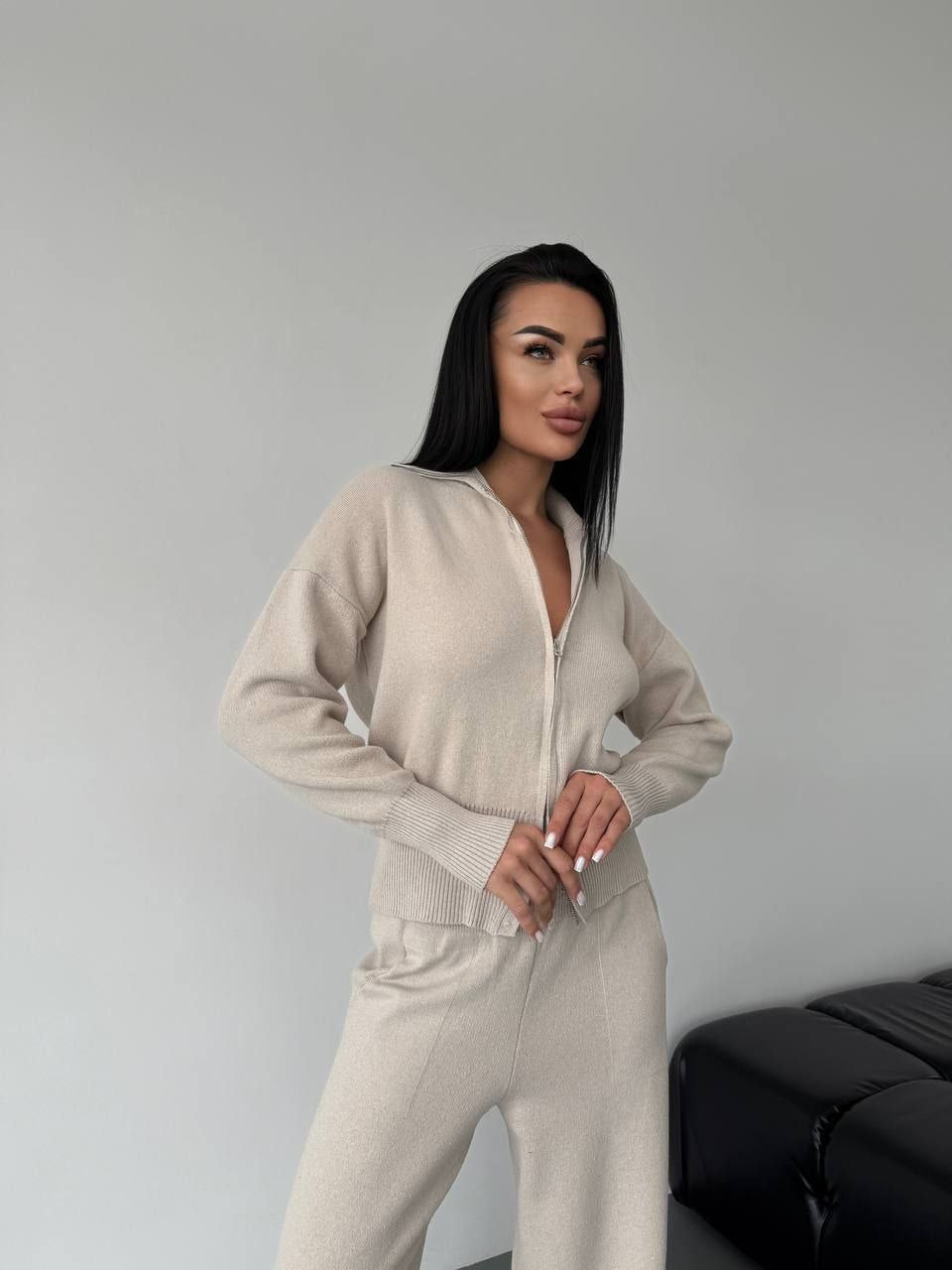 Knitted Two-Piece Set consisting of an oversized sweater and trendy palazzo pants